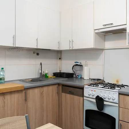 Jaremy Standard By Bookinghost Apartment *